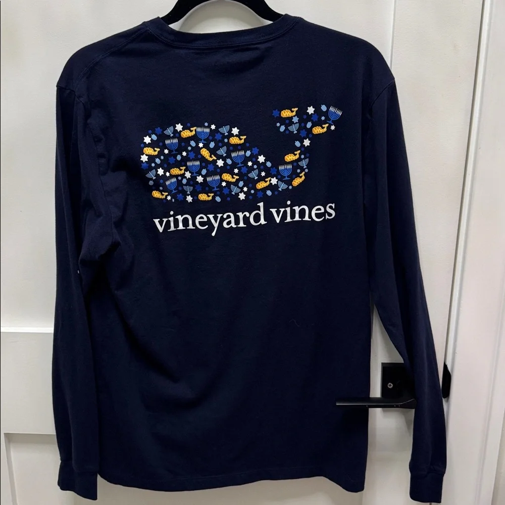 Vineyard Vines Menorah T-Shirt Long Sleeve Men Navy Blue Crewneck M, like new - Picture 7 of 7